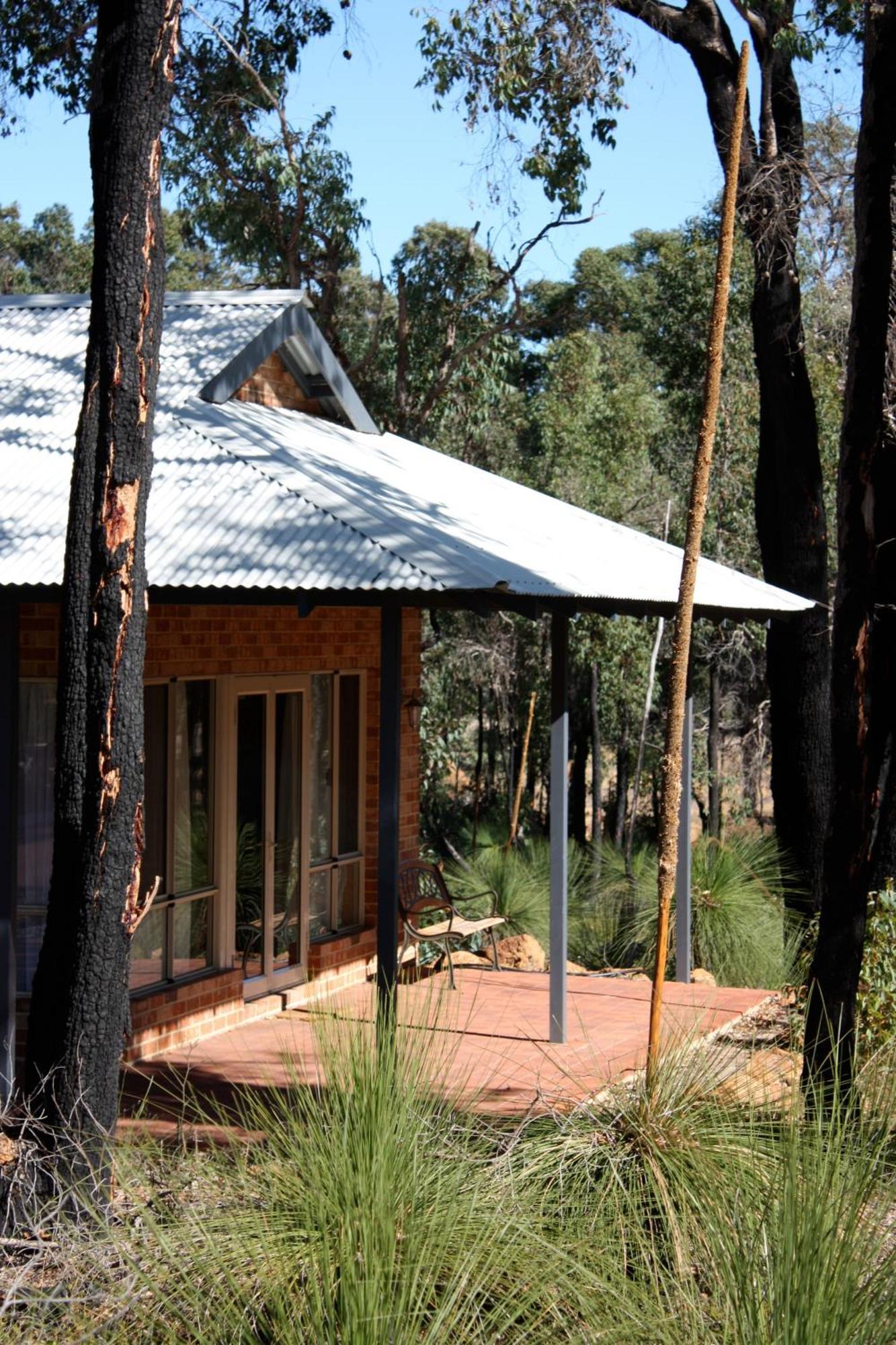 Chalets On Stoneville Redcliffe Exterior photo