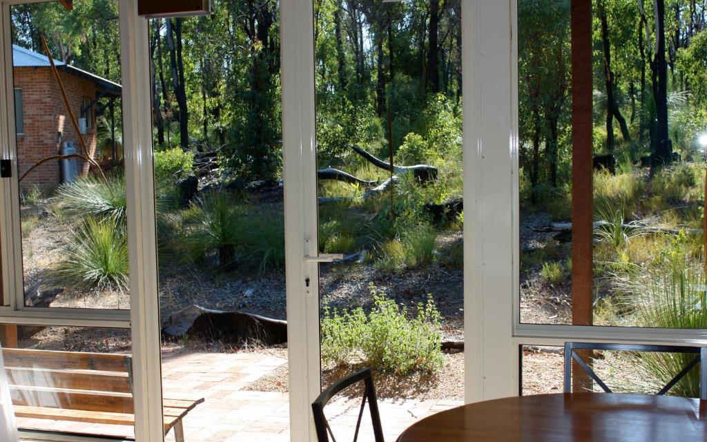Chalets On Stoneville Redcliffe Exterior photo